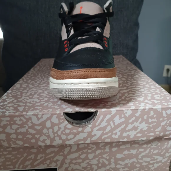 Jordan Athletic Shoes Black and Brown with Red Accents Jordan Flight Court Grade School Basketball Shoes Black  main image 4